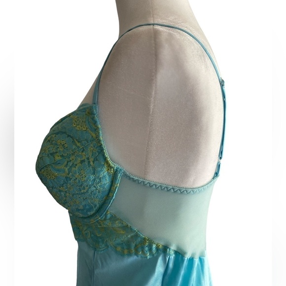 Victoria’s Secret vintage maxi slip - Picture 5 of 9